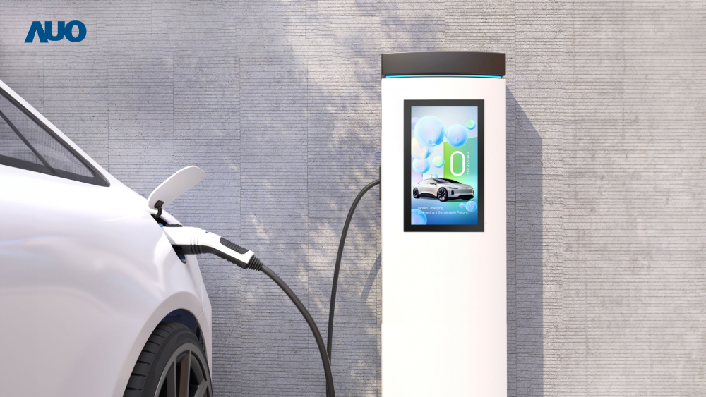 友達〝EVSE車用充電樁解決方案〞專為電動汽車充電樁設計，具有高亮度、克服戶外艱難環境的耐溫、耐紫外線等特性，並搭載散熱性及擴充性強的高效能工業電腦，可實現人機互動訴求，如資訊顯示、支付等應用